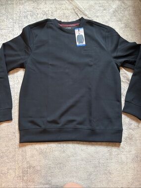 Hunter Men's Black Crewneck Sweater